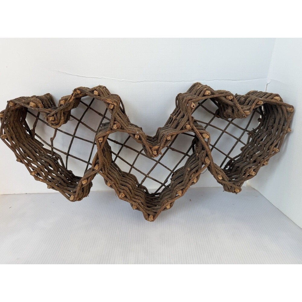 Vintage Grapevine Triple Heart Wall Hanging Basket Wicker Wood Farmhouse Decor